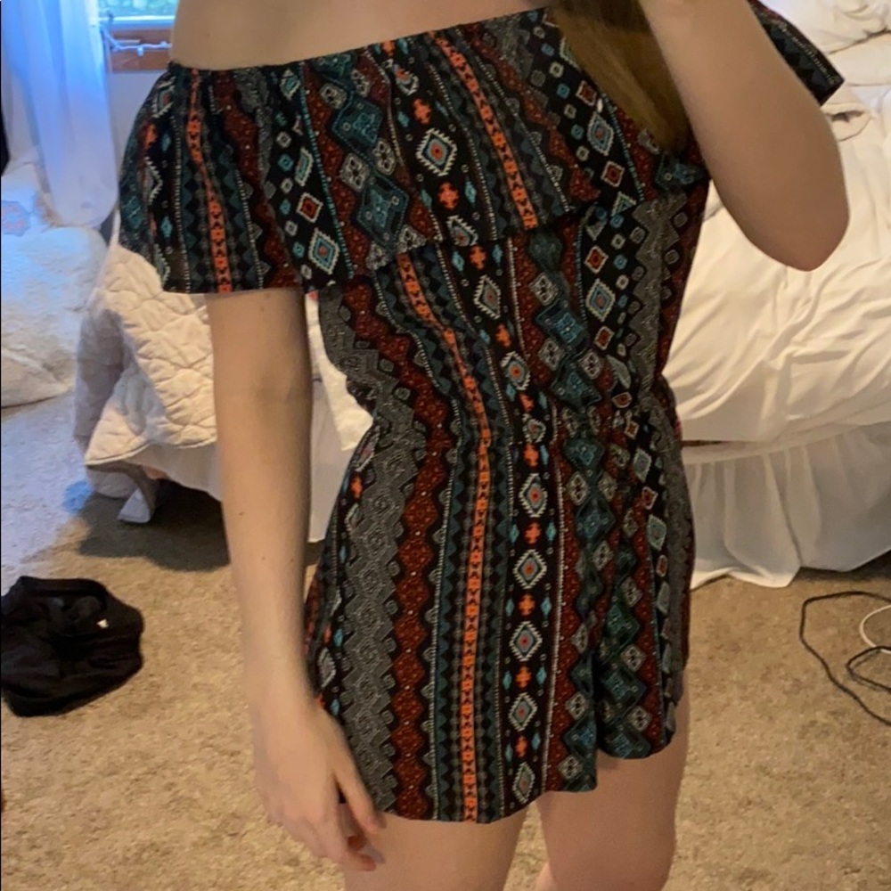 Romper - Picture 3 of 4